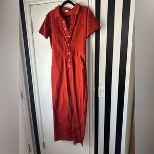 Target Dee Elly rust jumpsuit
Size Women’s Large
Brand new, never worn